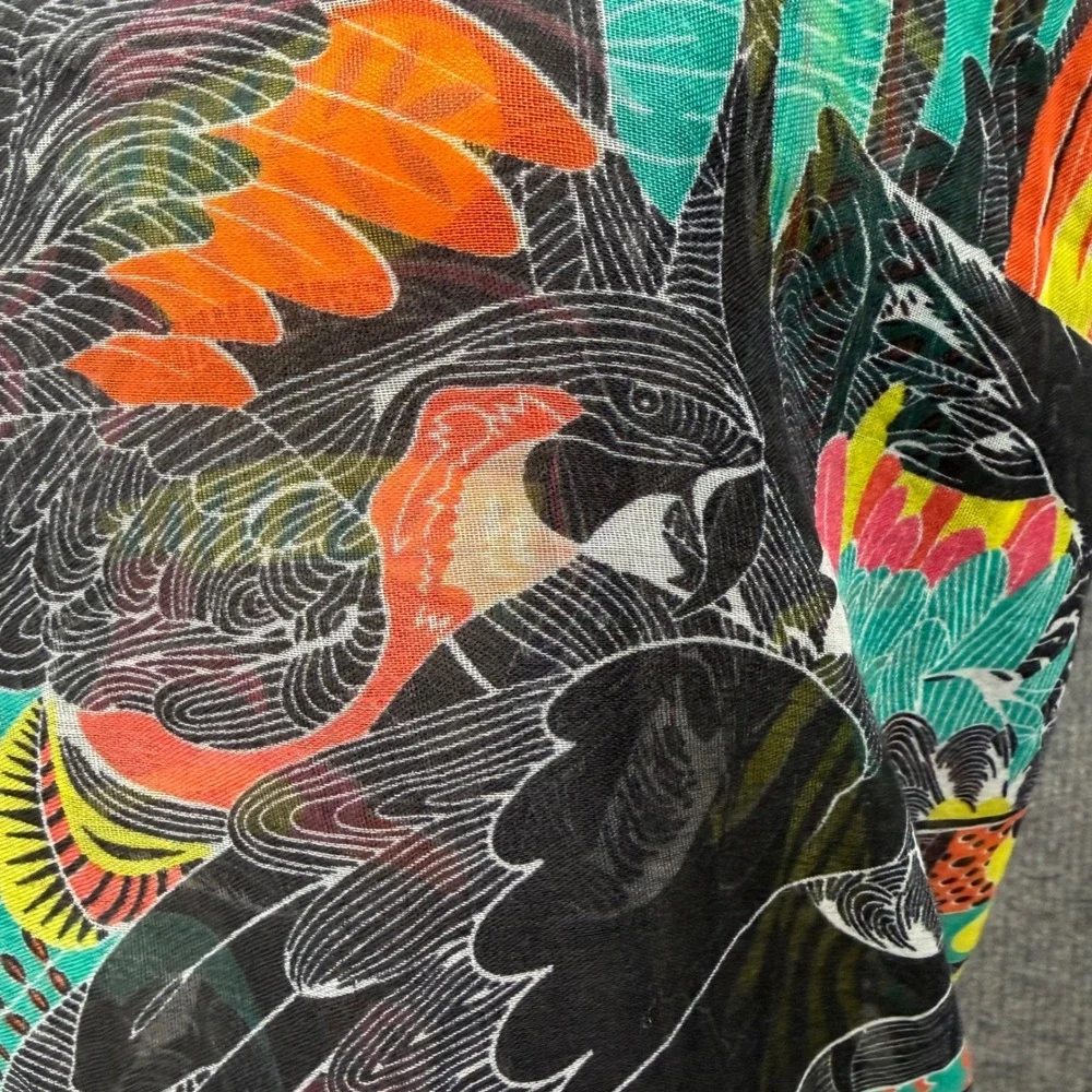 Anthropologie may bird parrot